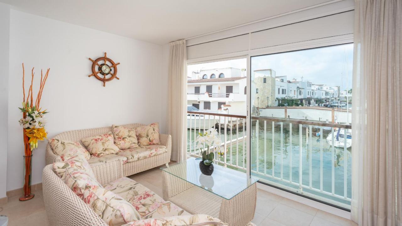 Casa Port Grec Villa Empuriabrava Exterior photo