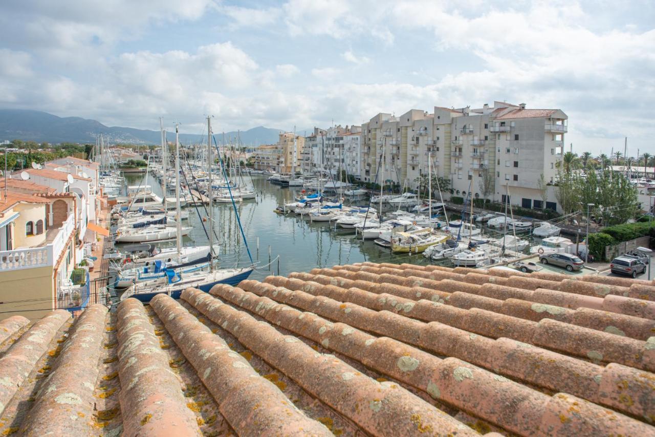 Casa Port Grec Villa Empuriabrava Exterior photo